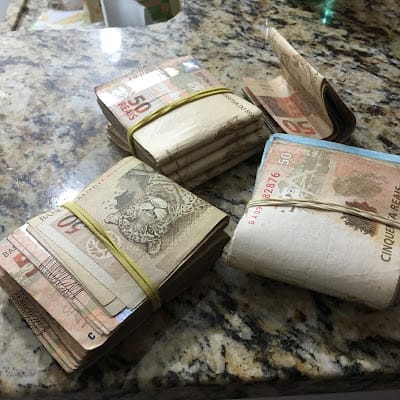 Rap video and El Cristo Redentor.